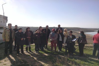 Group photo at the field visit