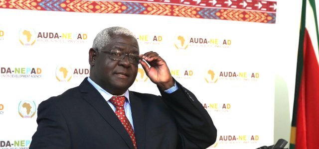 Eng Mvura delivering speech